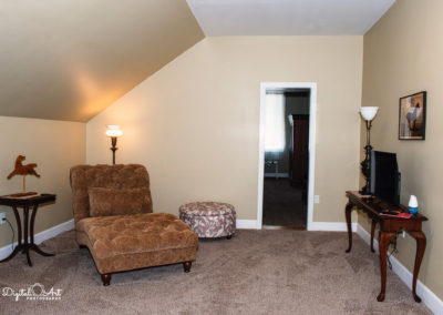 Suite 21 Living Room
